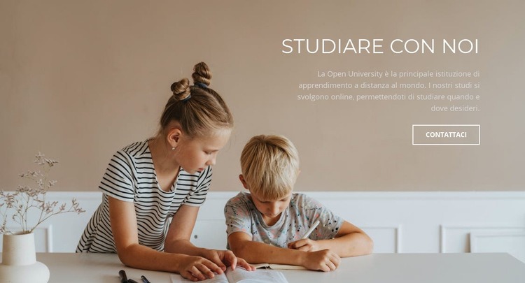 Bambini che studiano a casa Mockup del sito web