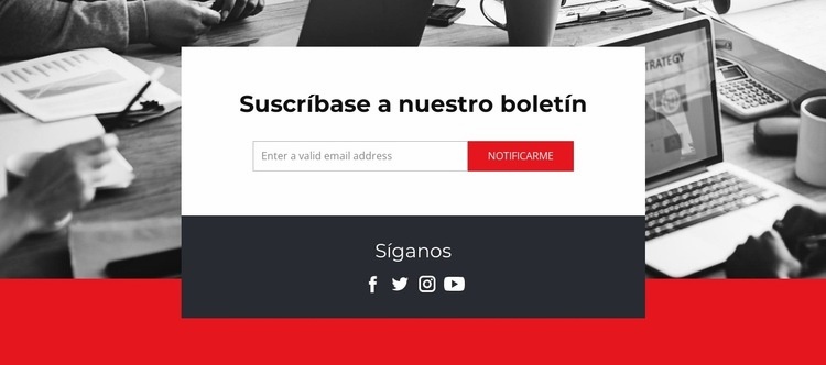 Únase a nuestro boletín con íconos sociales Plantillas de creación de sitios web