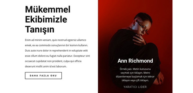 Takımda yaratıcı insan Web Sitesi Mockup'ı