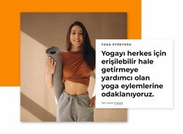 Yoga Eylemlerine Odaklanıyoruz - Basit Tek Sayfalık Şablon