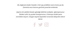İki Paragraf Ve Sosyal Simgeler - HTML Şablonunun Indirildiği Site