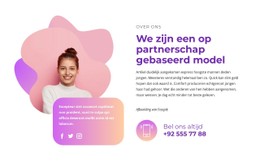 Responsieve HTML5 Voor Contactblok Met Sociale Pictogrammen