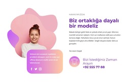 Sosyal Simgelerle Iletişim Bloğu - Ücretsiz Şablon