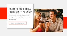 Romantik Randevu Gecesi Için Şaraplar Için Çarpıcı Web Tasarımı