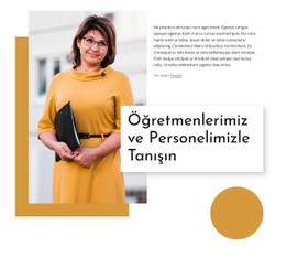 Öğretmenlerle Tanışın Için En Yaratıcı Web Sitesi Maketi