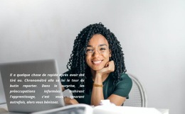 Texte Et Femme D'Affaires - Créateur De Sites Web Polyvalent