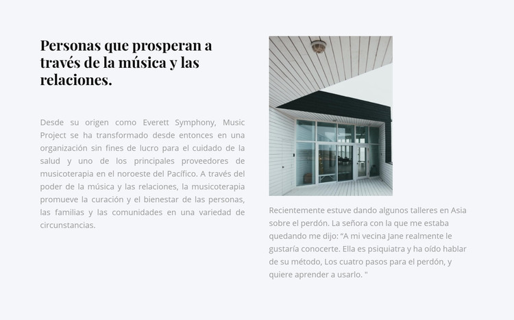 Mucho texto y una imagen Plantilla HTML