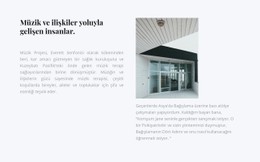 Bol Yazı Ve Resim CSS Şablonu