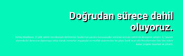 Renkli Arka Plan Üzerinde Başlık - Temel HTML Şablonu