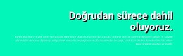 Renkli Arka Plan Üzerinde Başlık Için Premium Web Sitesi Tasarımı
