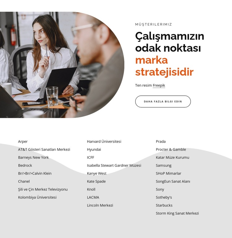 İşin odak noktası marka stratejisidir Web Sitesi Şablonu