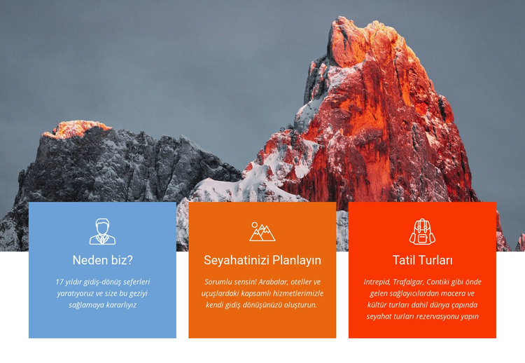 Yüksek dağın tepesine tırmanın HTML Şablonu
