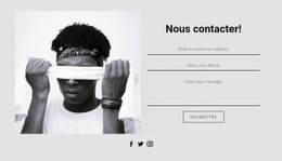 Maquette De Site Web Gratuite Pour Contactez-Nous Et Icônes Sociales