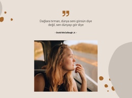 Seyahat Eden Kız - Çevrimiçi Şablonlar